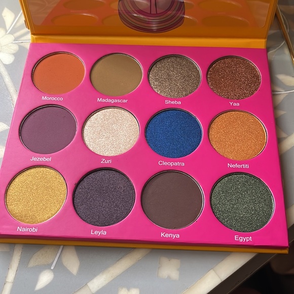 Juvia’s Place The Nubian 2 Eyeshadow Palette BNIB - Picture 3 of 3
